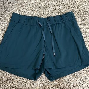 ⚡️super cute casual ⚡️ lululemon shorts ⚡️